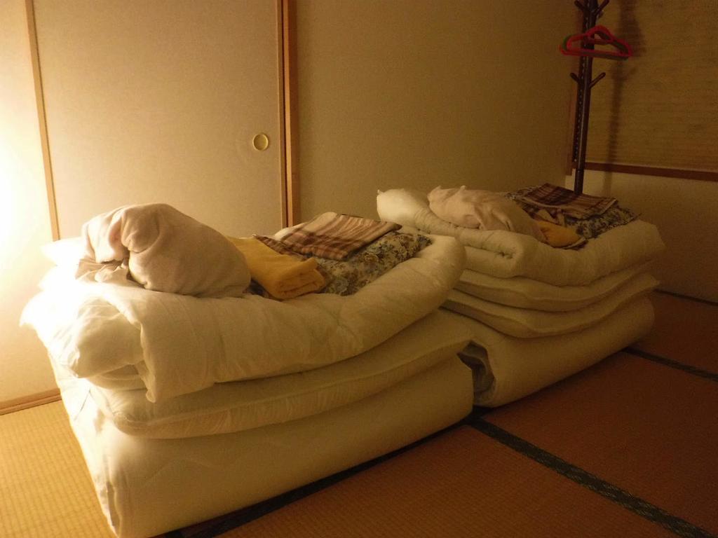 Wholeearth Ryokan Хиросима Экстерьер фото
