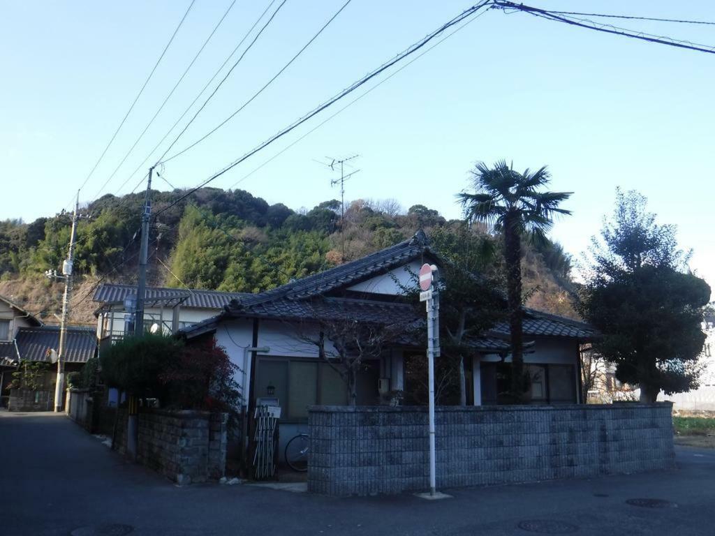 Wholeearth Ryokan Хиросима Экстерьер фото